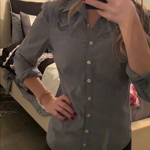 Guess button down -chambray